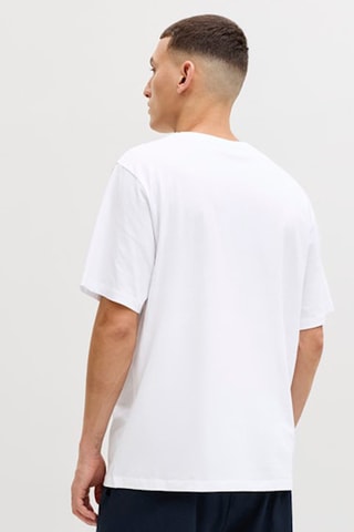 T-shirt e calções - Branco e azul-marinho