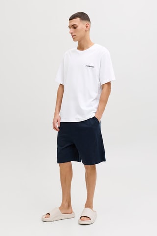 T-shirt e calções - Branco e azul-marinho