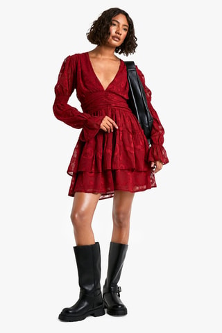 Abito con volant in pizzo - Rosso