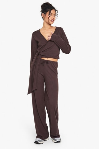 Top a portafoglio e pantaloni - Marrone
