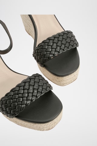 Sandalen met Sleehak - Zwart en Beige