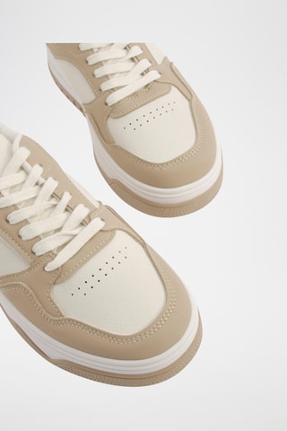 Platform Sneakers - Beige