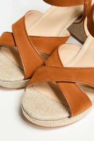 Sandálias de salto em couro - Camel - Cosmoparis