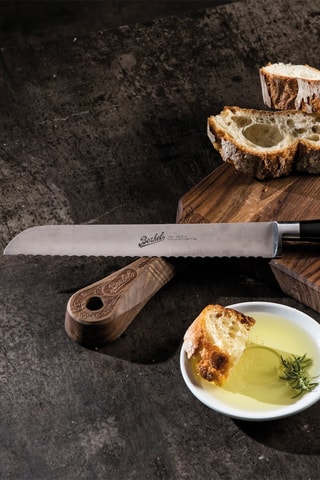 Cuchillo panero de acero inoxidable Elegance - 22 cm