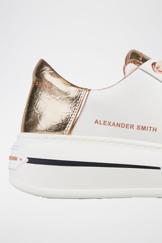 Zapatillas de piel de toro con plataforma Lancaster - Blanco y dorado