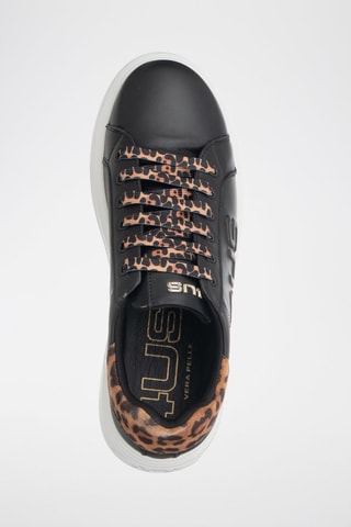 Zapatillas de piel con plataforma - Negro
