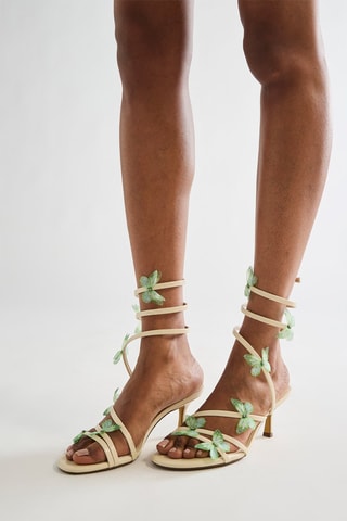 Sandalias de tacón - Beige