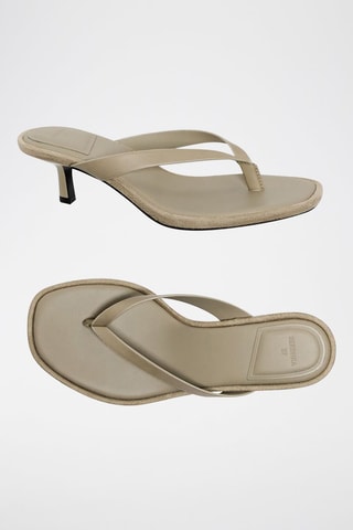 Sandalias de tacón - Dorado