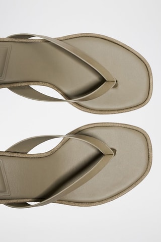 Sandalias de tacón - Dorado