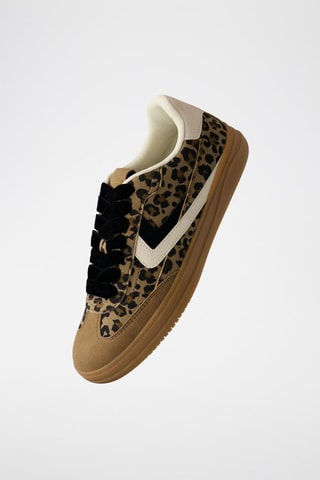 Zapatillas - Marrón claro y negro