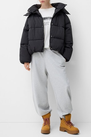 Anorak con capucha - Negro