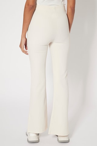 Pantalón flare de tiro alto - Crudo