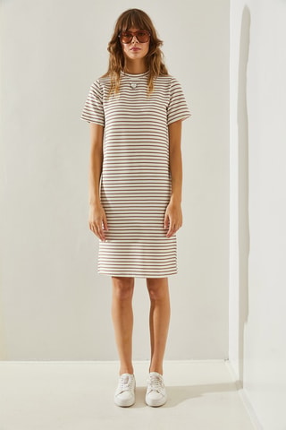 Vestido camiseta - Camel