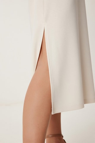 Vestido recto - Nude