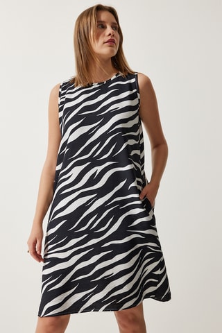 Vestido trapecio sin mangas - Negro