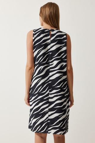 Vestido trapecio sin mangas - Negro
