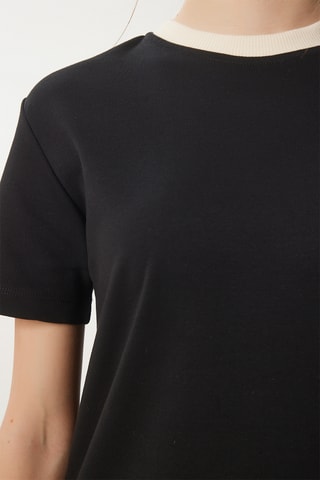 Camiseta - Negro