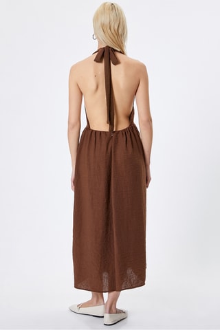 Vestido midi sin mangas - Marrón