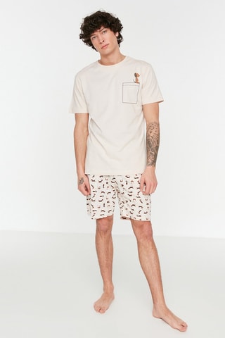 Camiseta y bermudas - Beige