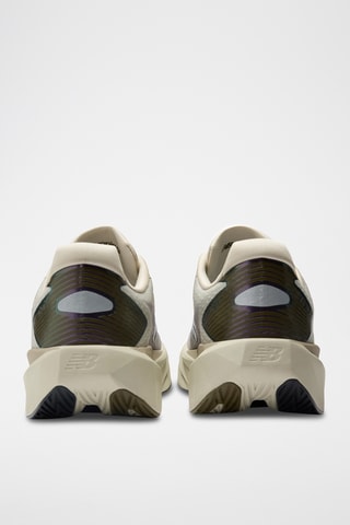 Chaussures de running FuelCell Rebel V5 - Beige