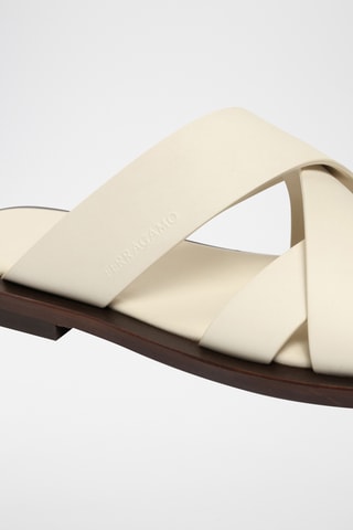 Mules en cuir - Nude