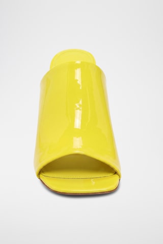 Mules à talons vernies en cuir - Jaune