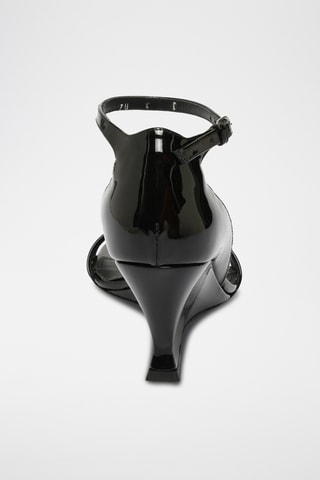 Sandales à talons vernies en cuir - Noir