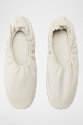 Slippers en cuir de mouton - Ecru