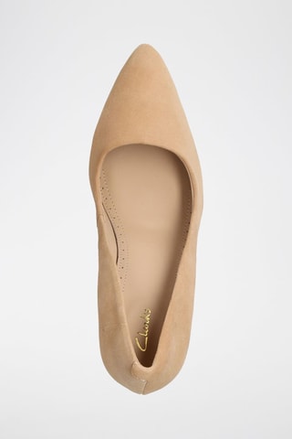 Zapatos de nobuk de tacón Laina Rae - Beige