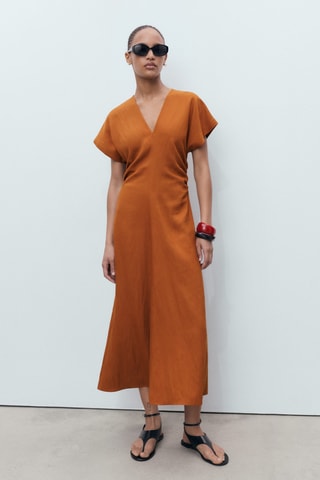 Robe midi froncée sur les côtés - Marron
