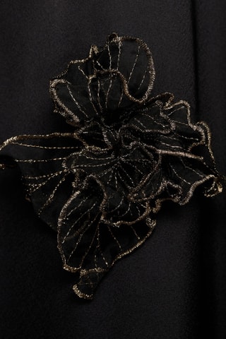 Robe satinée maxi-fleur - Noir