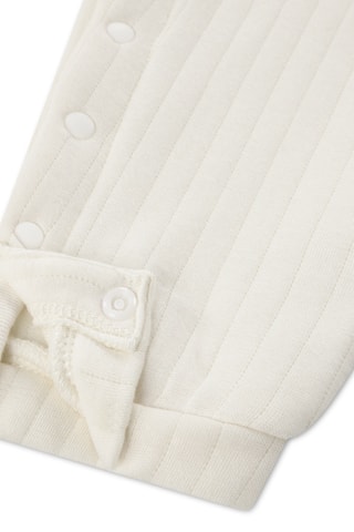 Babygro e gorro - Branco e rosa