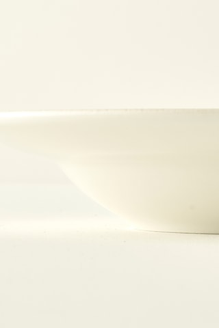 Plato hondo de porcelana - 28 cm