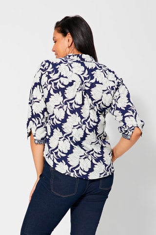 Blusa de flores - Blanco y azul