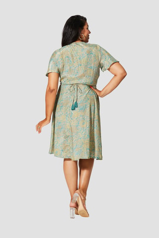 Vestido evasé - Blanco y beige