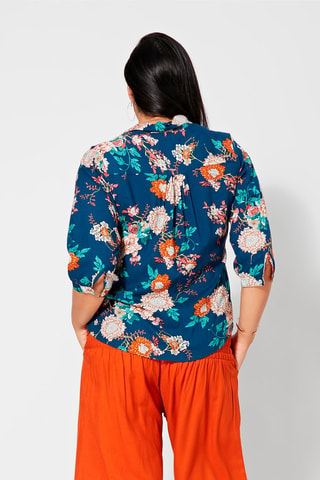 Blusa de flores - Blanco, azul y naranja
