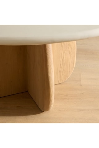 Mesa - 135 x 75 x 135 cm