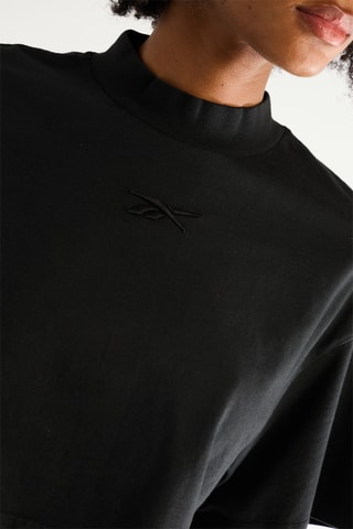 Camiseta cropped - Negro