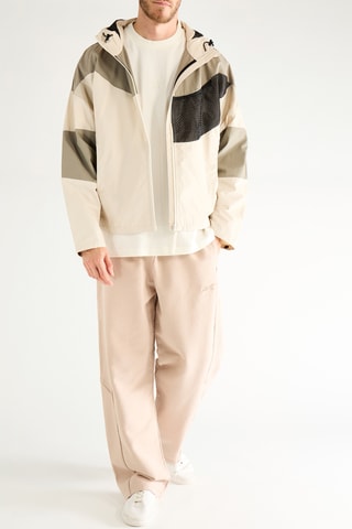 Chaqueta con capucha - Beige