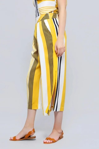 Pantaloni capri - Giallo