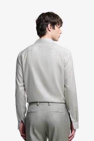 Camisa slim - Verde amêndoa