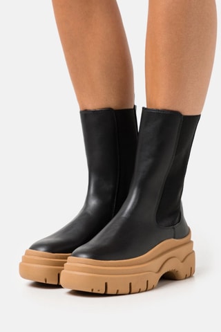 Botines Chelsea con plataforma - Negro - Monki