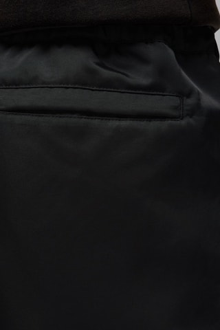 Short Essentials - Noir
