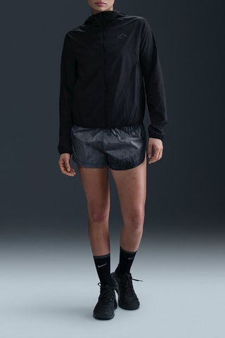 Coupe-vent à capuche Nike Trail - Noir