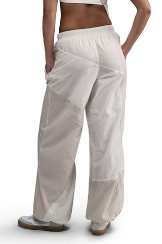 Pantalon Nike taille haute - Beige