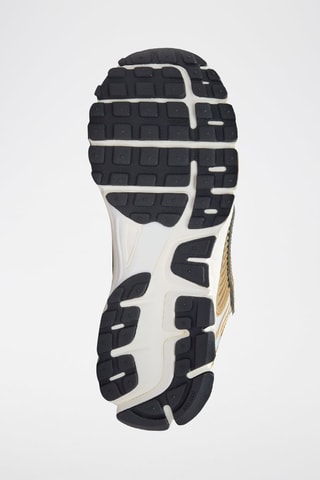 Nike Zoom Vomero 5 - Doré
