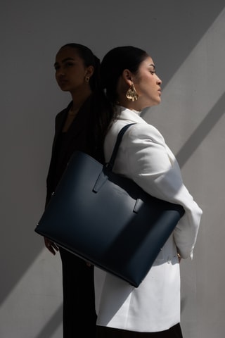 Borsa a mano in pelle Feria - Navy