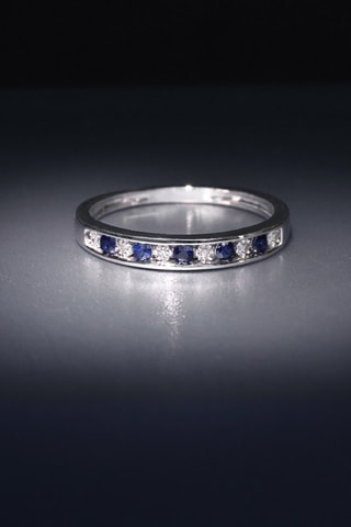 Anillo Alternance - Oro blanco, diamantes y zafiro