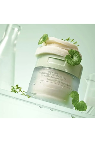 60 pads con loción tónica Cica BHA Ji Woo Gae - 170 ml