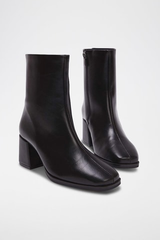 Botins - Preto - Preto